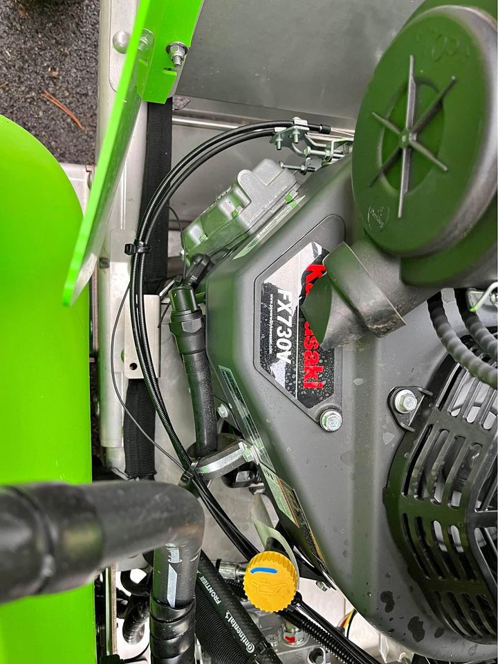 2025 Steel Green SG52 Image 6