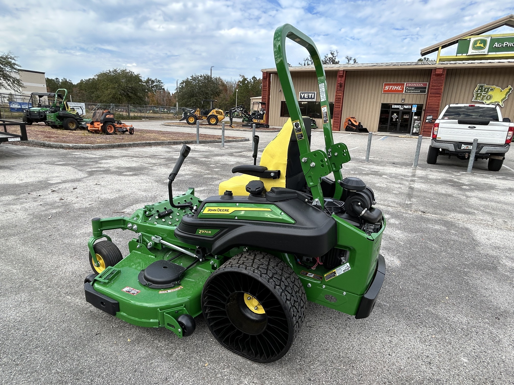 2025 John Deere Z970R Image 2