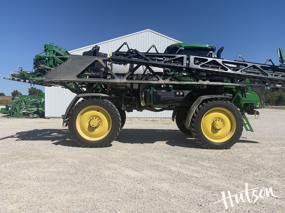 Photo of 2023 John Deere 412R