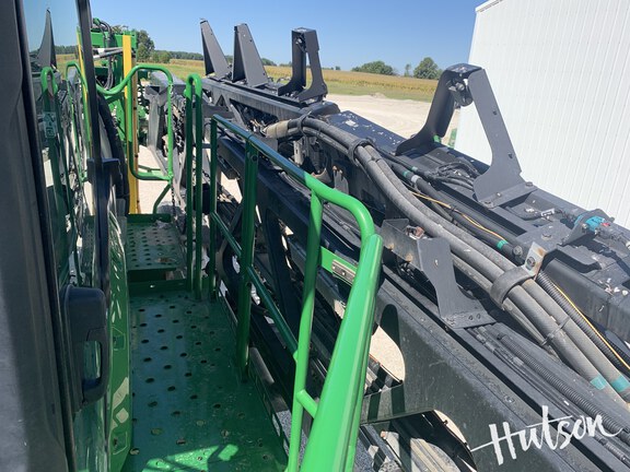 Photo of 2023 John Deere 412R