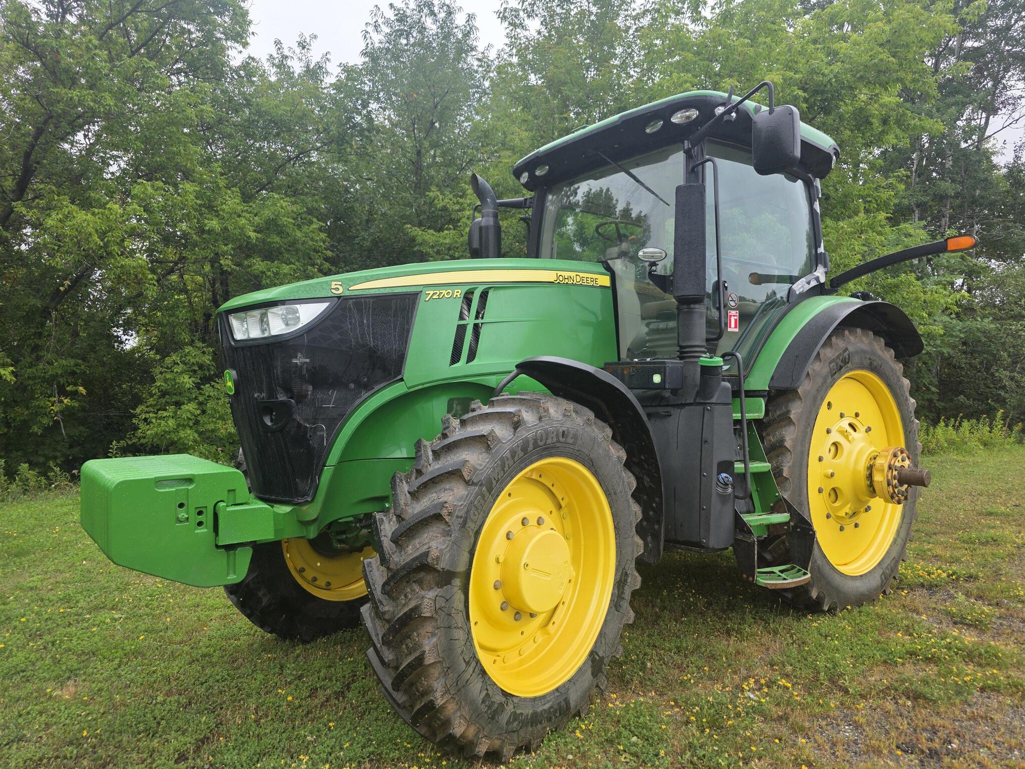 2014 John Deere 7270R Image 1