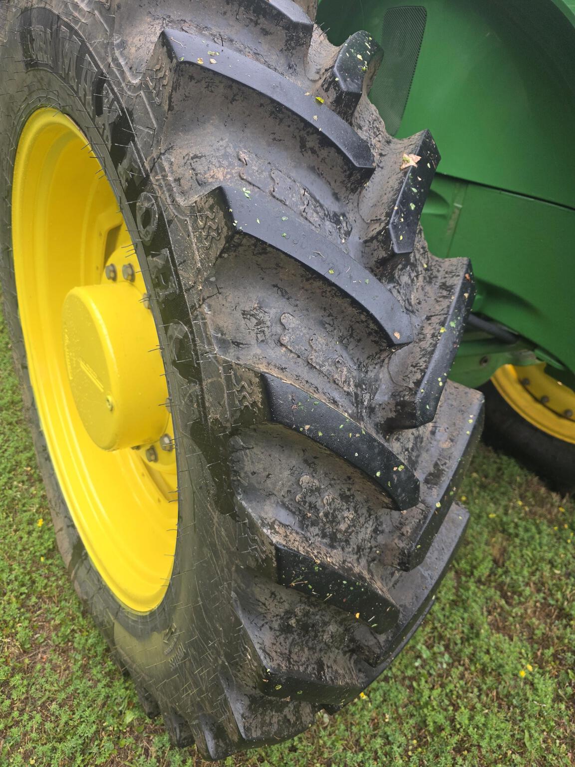 2014 John Deere 7270R Image 11