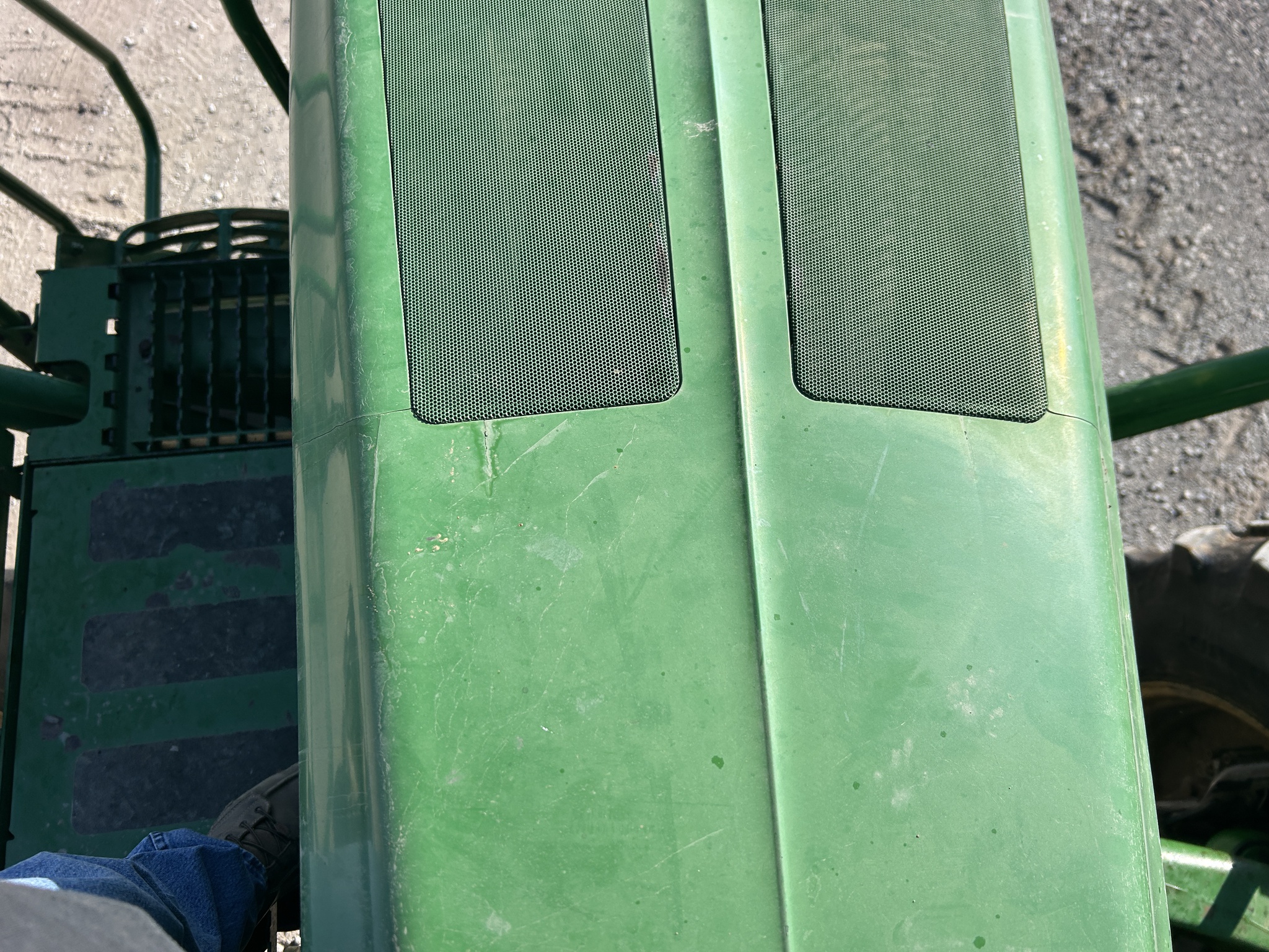 2009 John Deere 4930 Image 18