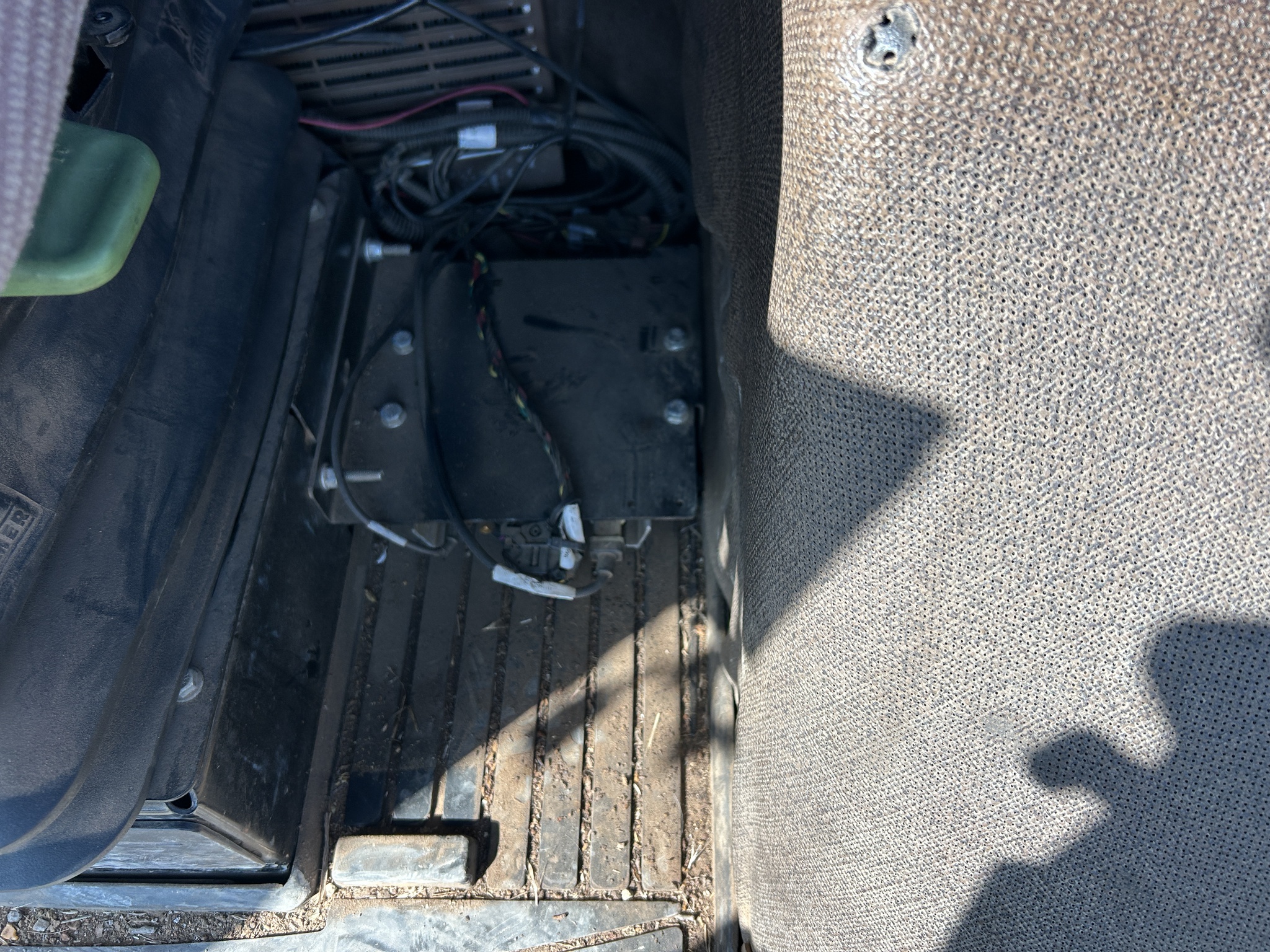 2009 John Deere 4930 Image 21