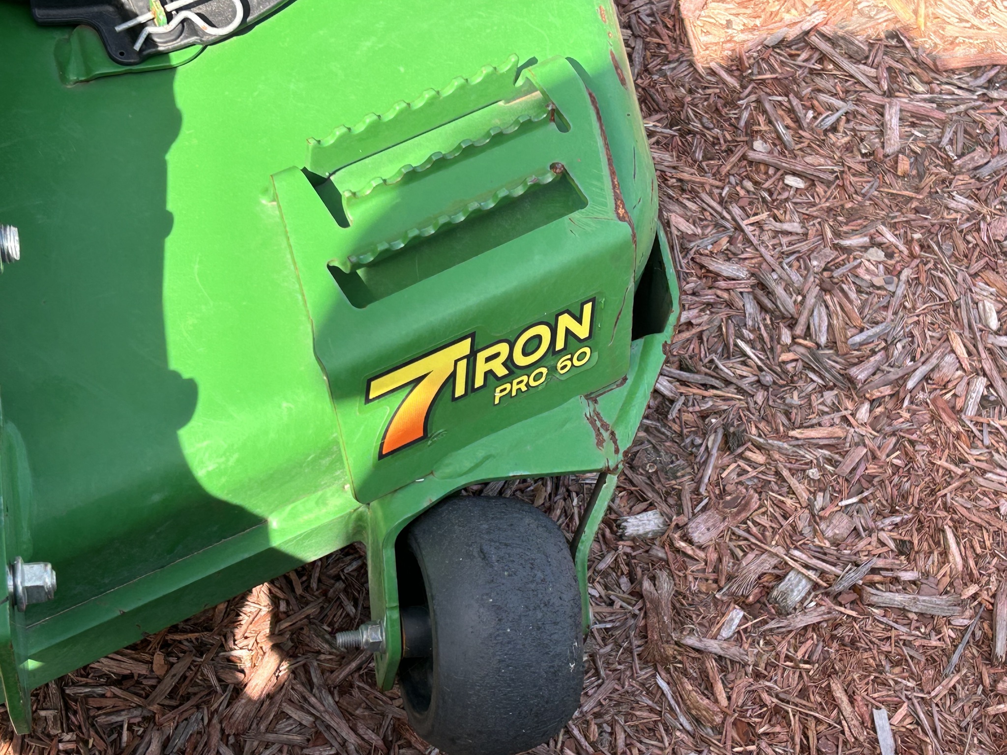 2023 John Deere Z930M Image 5