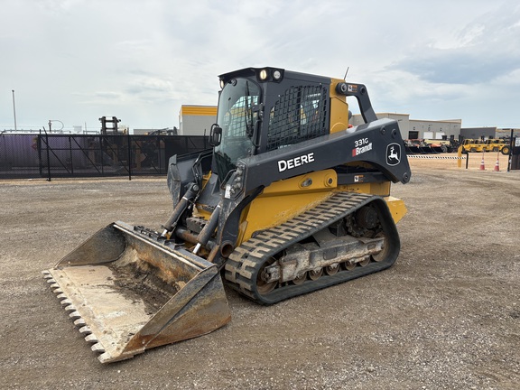 Photo of a 2021 John Deere 331G