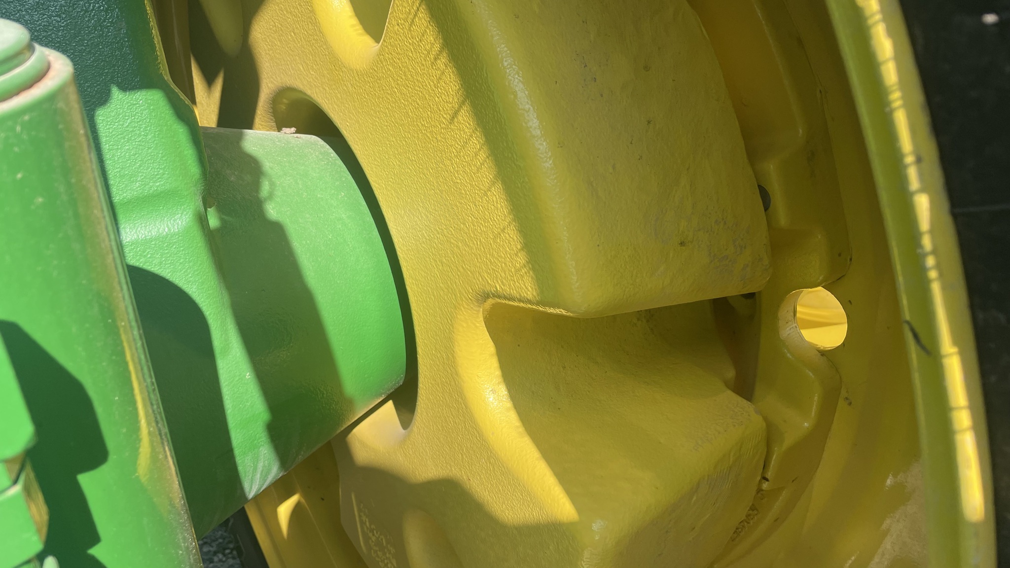 2022 John Deere 8R 340 Image 25