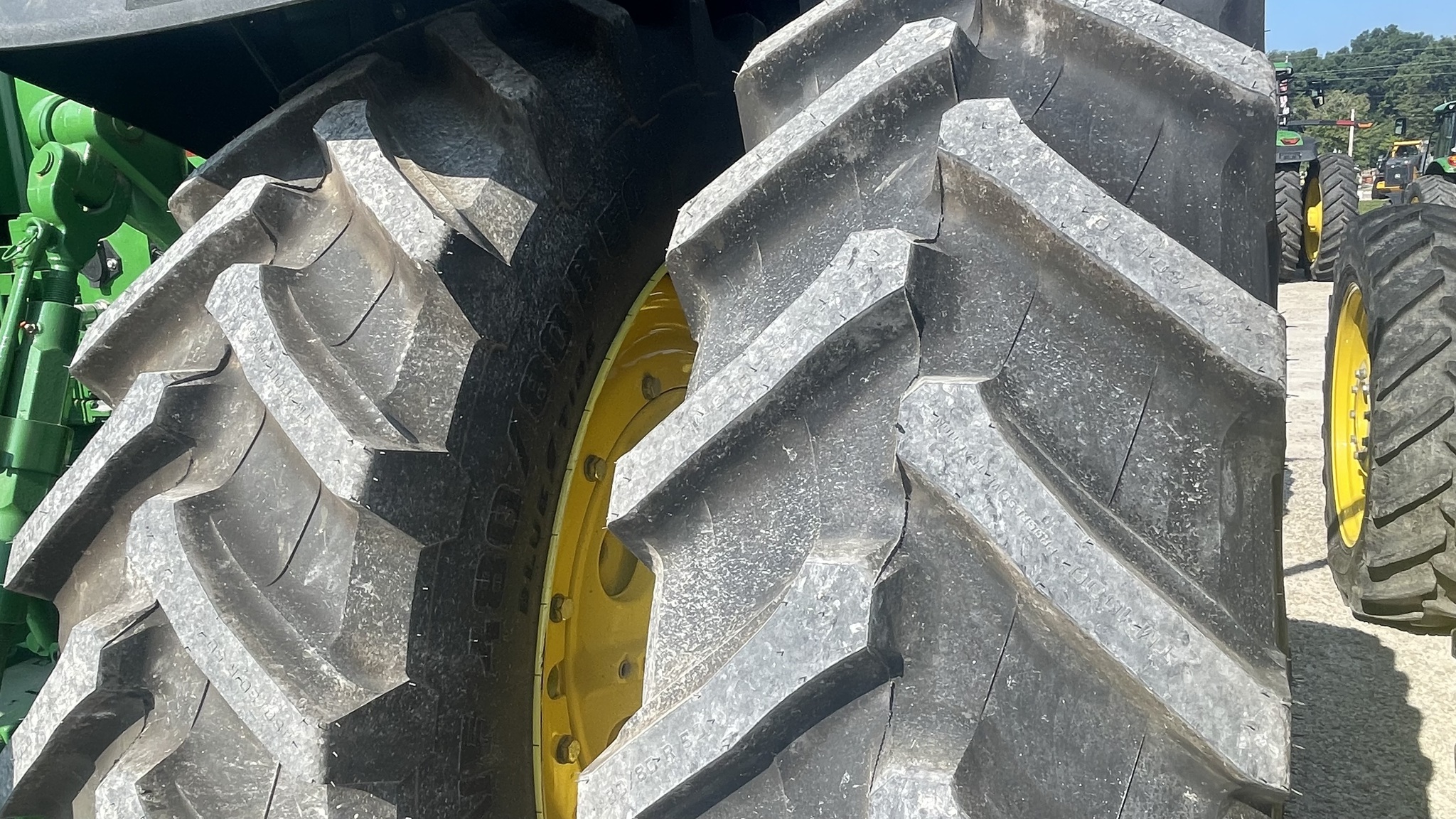 2022 John Deere 8R 340 Image 19