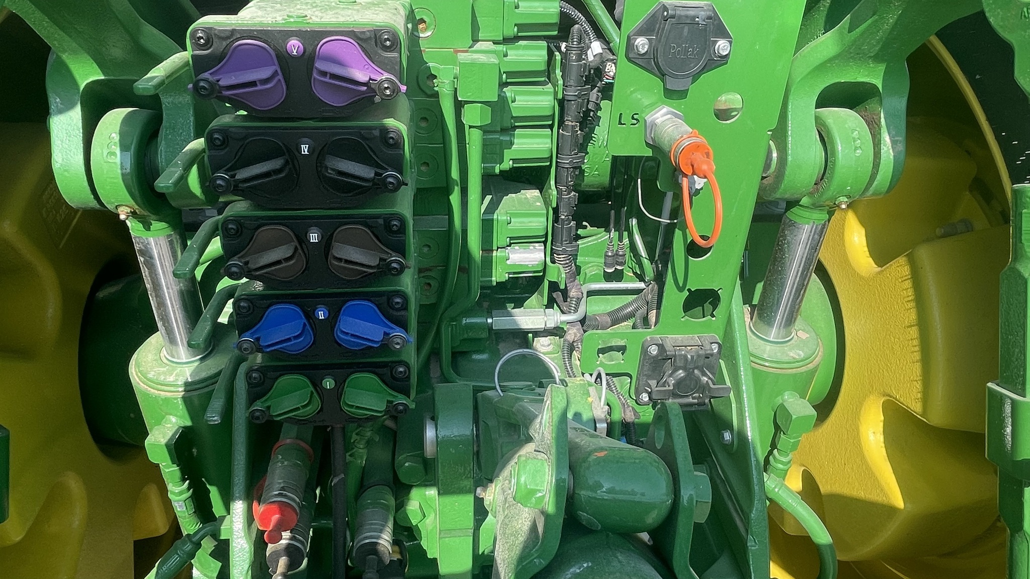 2022 John Deere 8R 340 Image 21