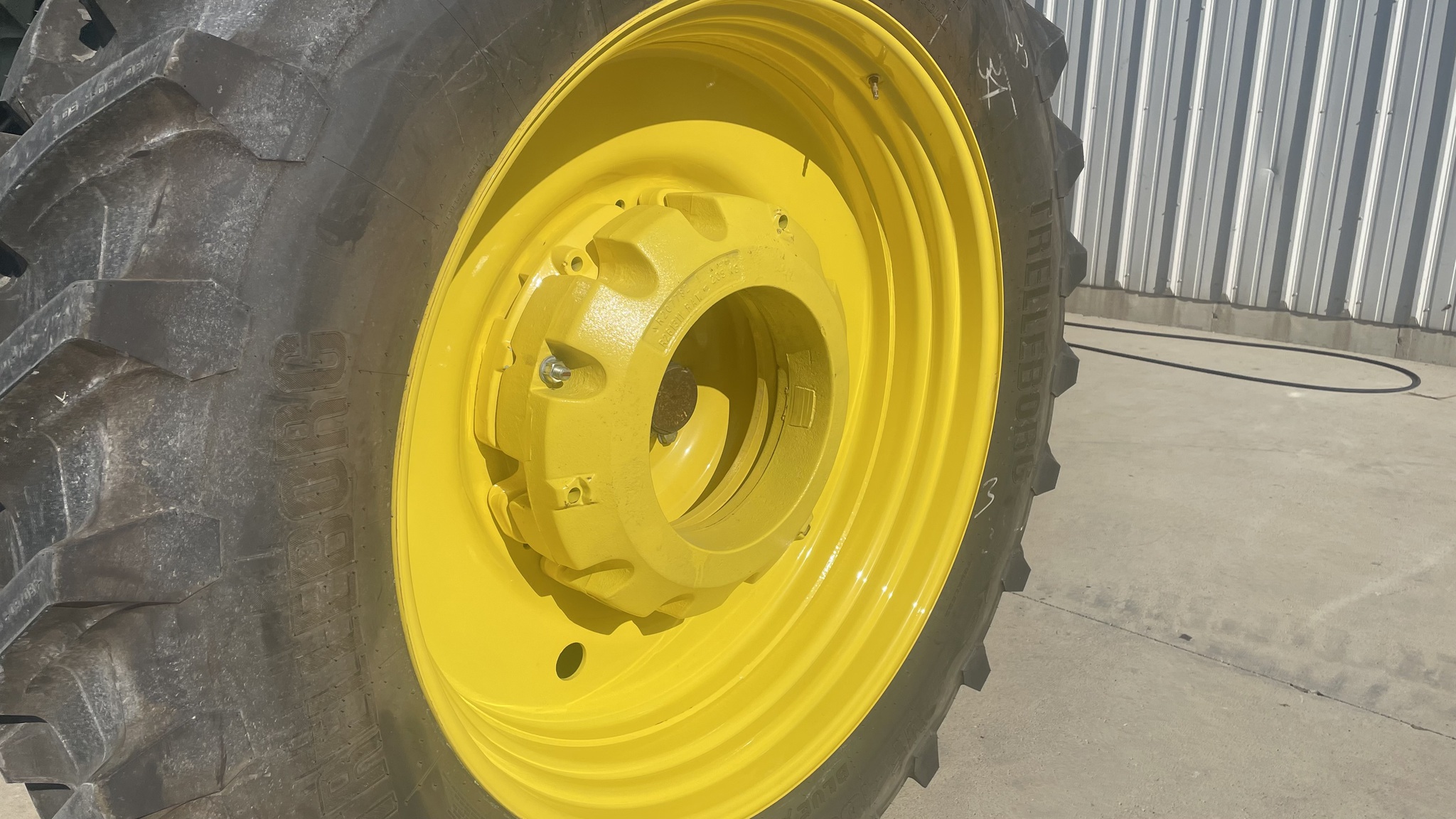 2022 John Deere 8R 340 Image 26