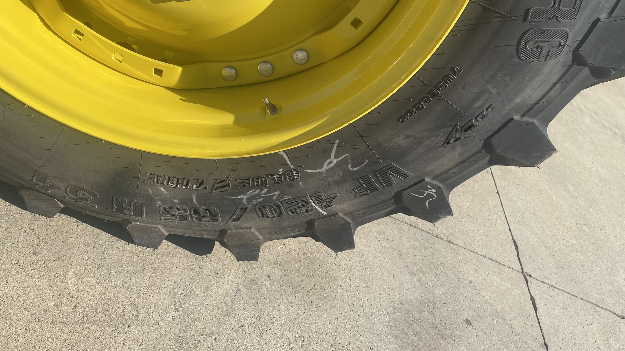 2022 John Deere 8R 340 Image 33