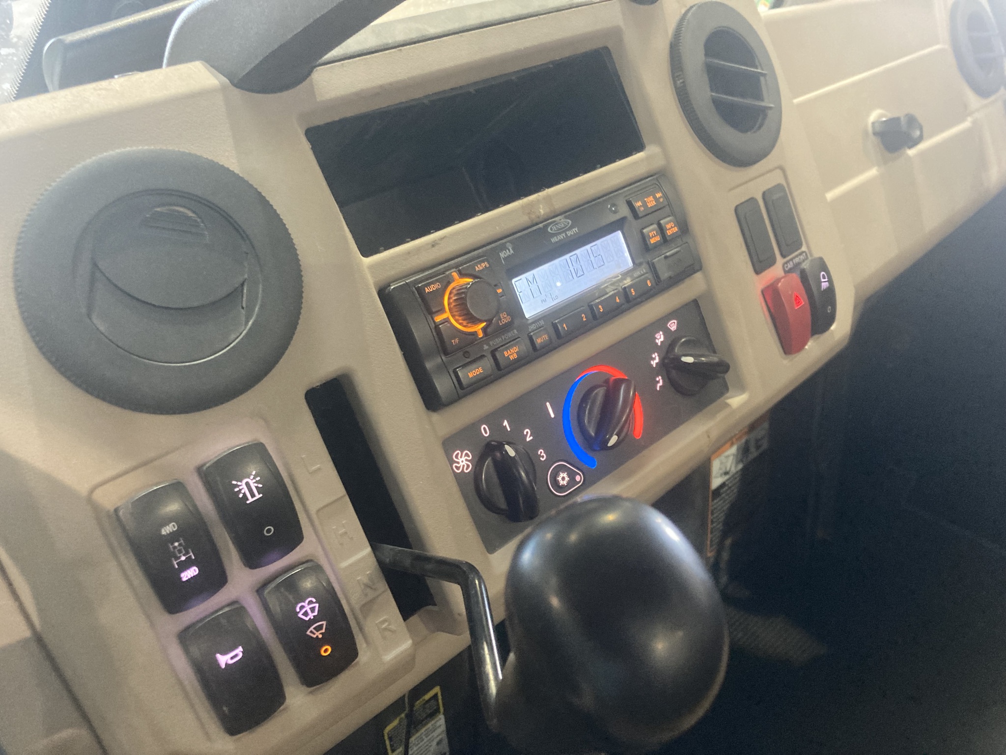 2019 John Deere XUV 835R Image 8