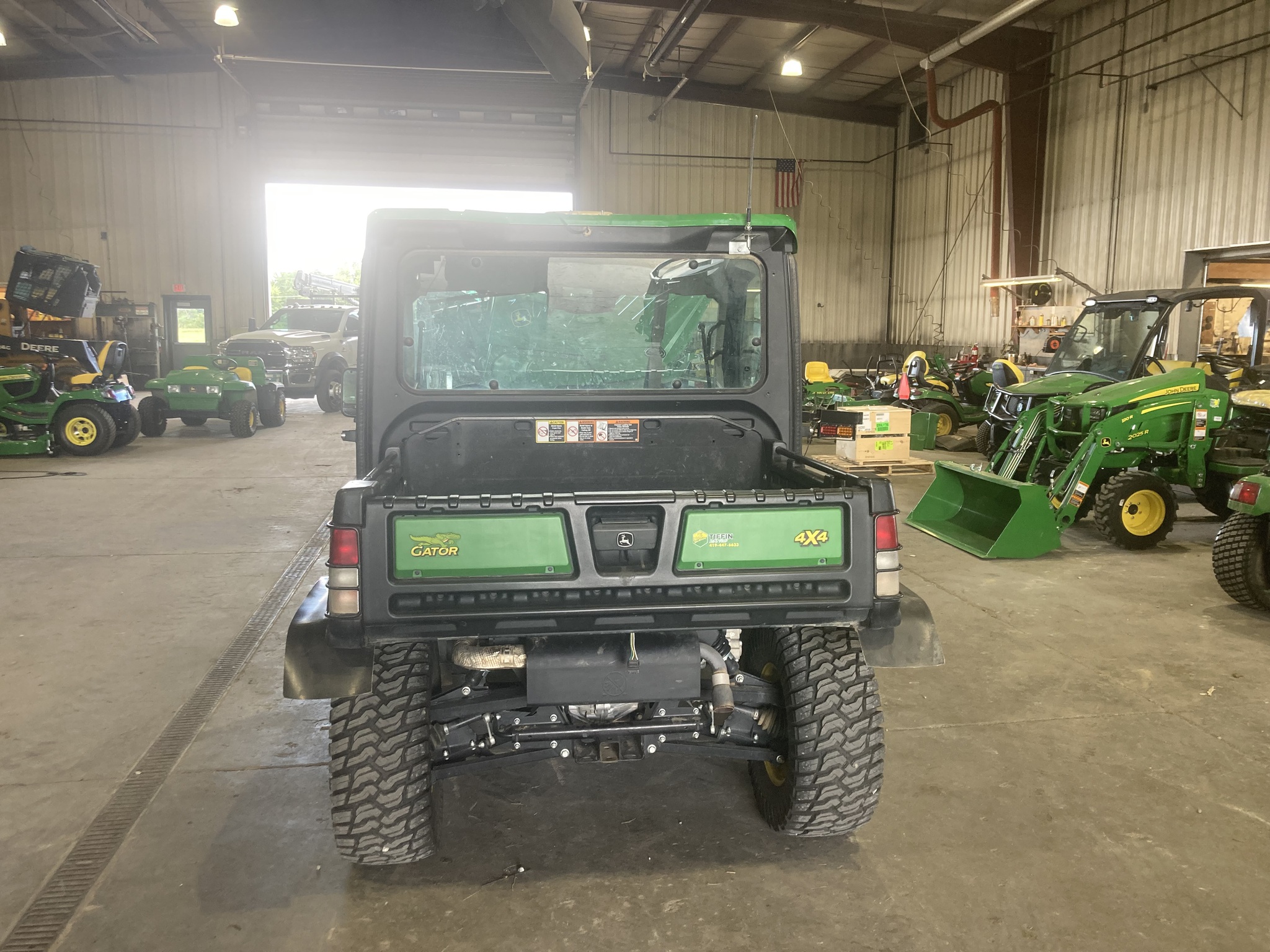2019 John Deere XUV 835R Image 10