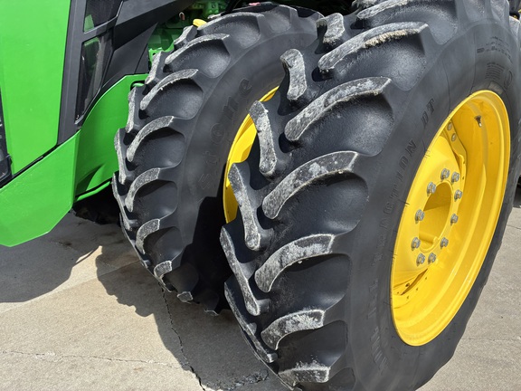 2023 John Deere 8R 410 - Photo11