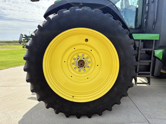 2023 John Deere 8R 410 - Photo17