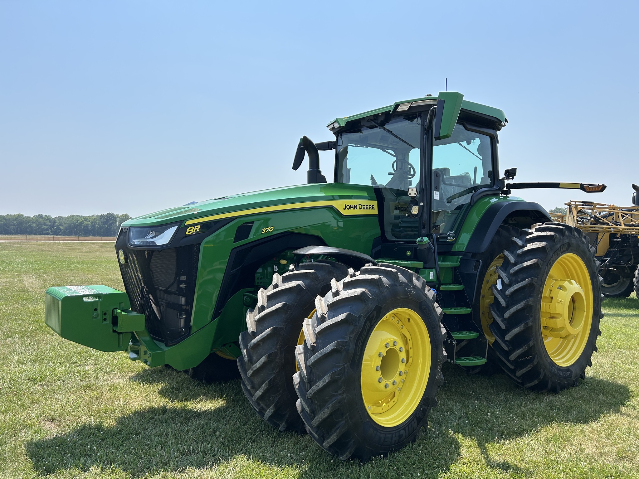 2024 John Deere 8R 370 at Heritage Tractor in Lexington, IL