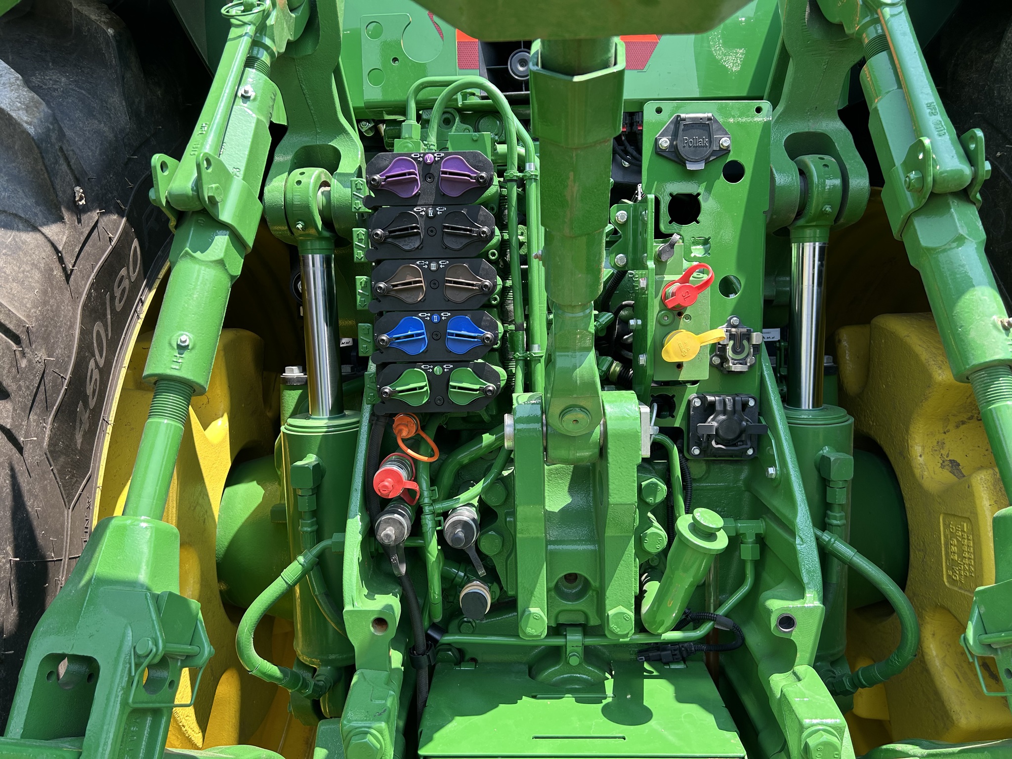  2024 John Deere 8R 370 at Heritage Tractor in Lexington, IL