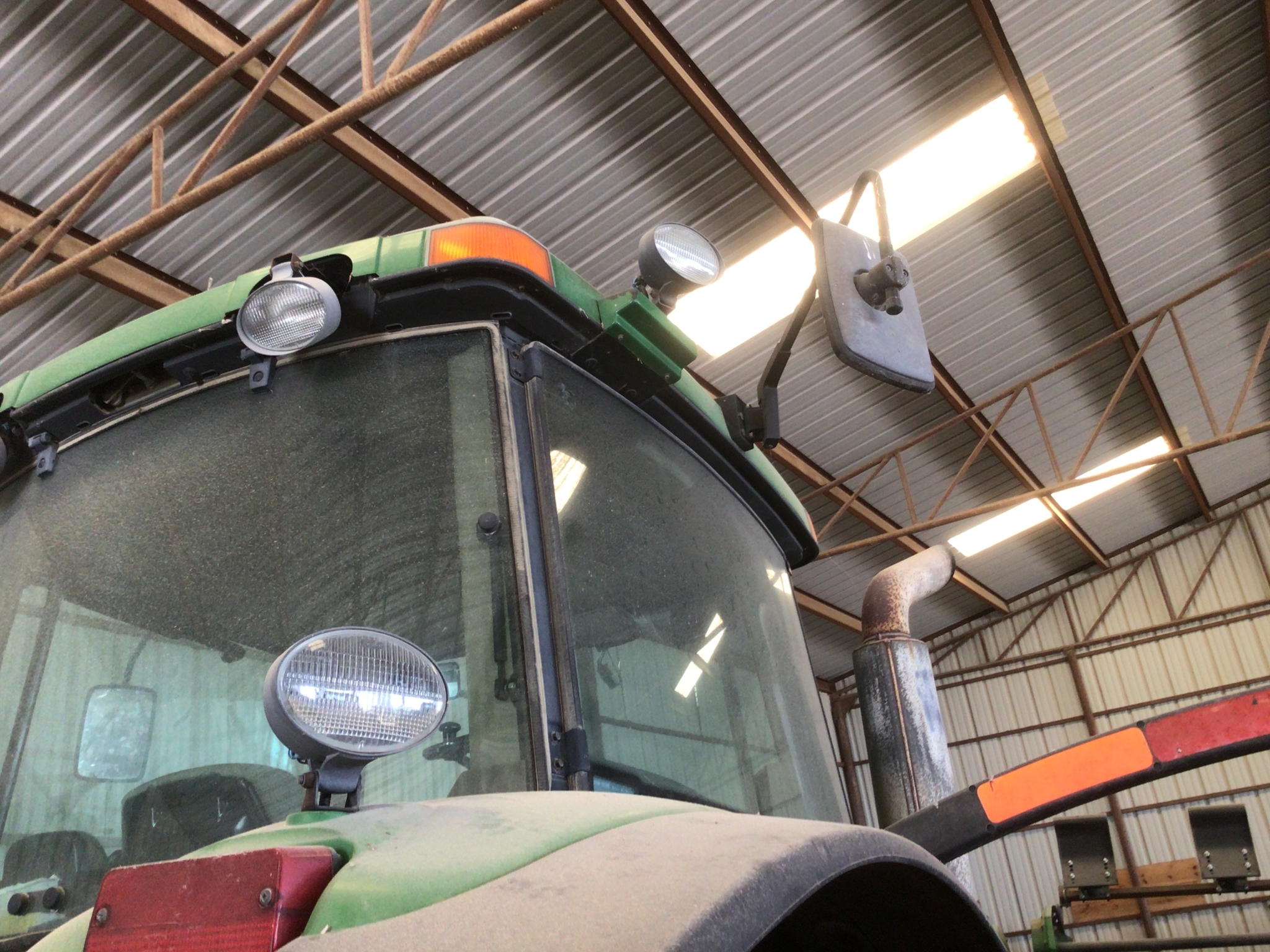 2002 John Deere 8520 Image 17