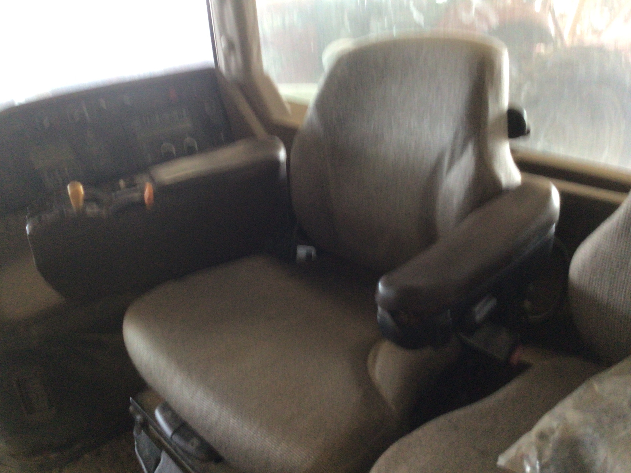 2002 John Deere 8520 Image 14