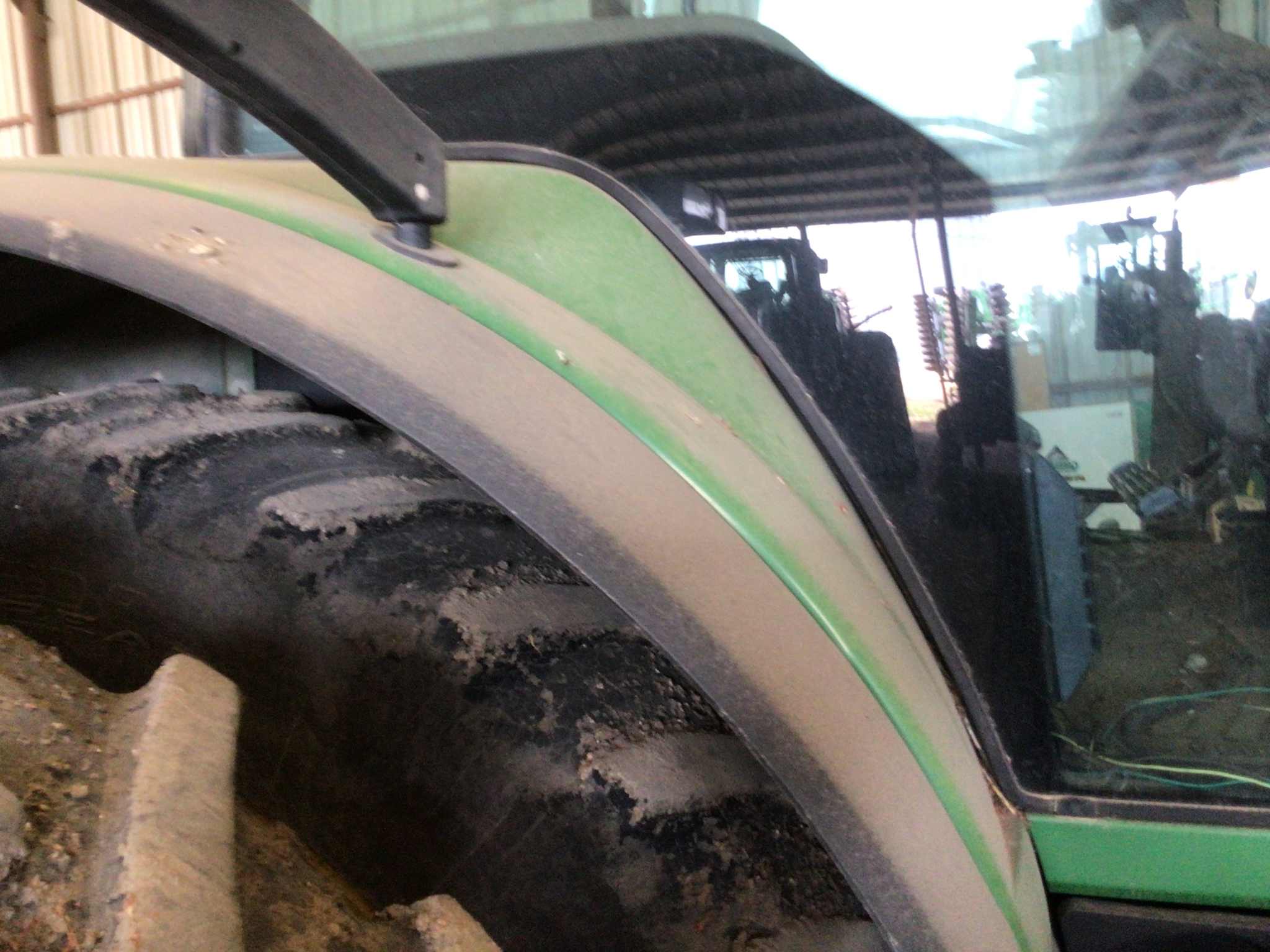 2002 John Deere 8520 Image 36