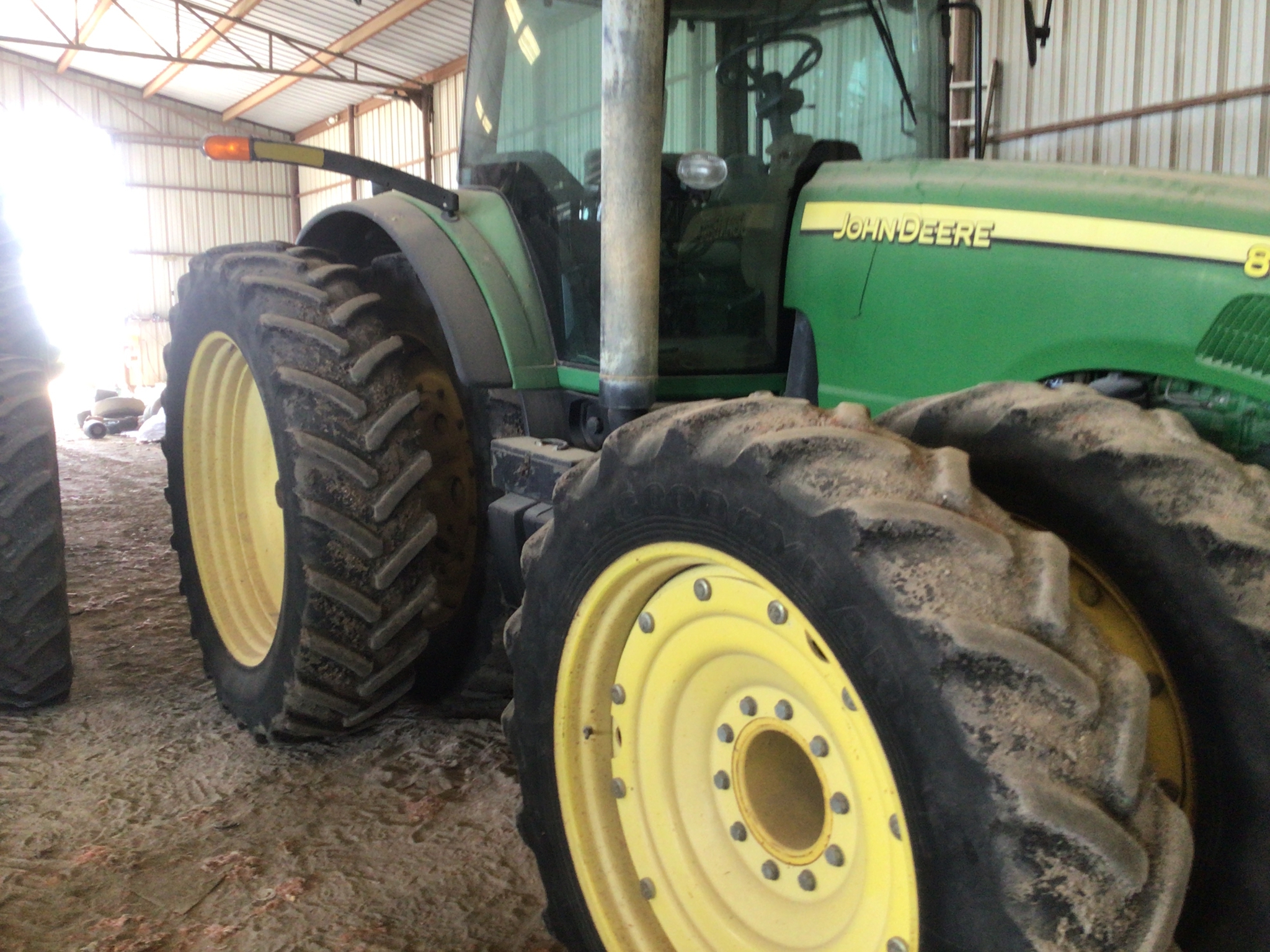 2002 John Deere 8520 Image 28