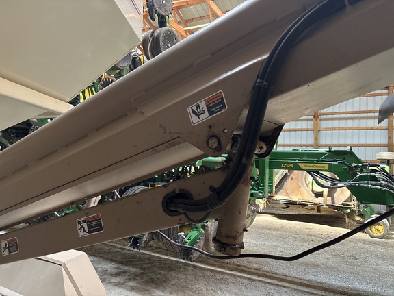 Used 2013 Unverferth 3750 Tender Carts at Koenig Equipment in Franklin, IN - Photo17