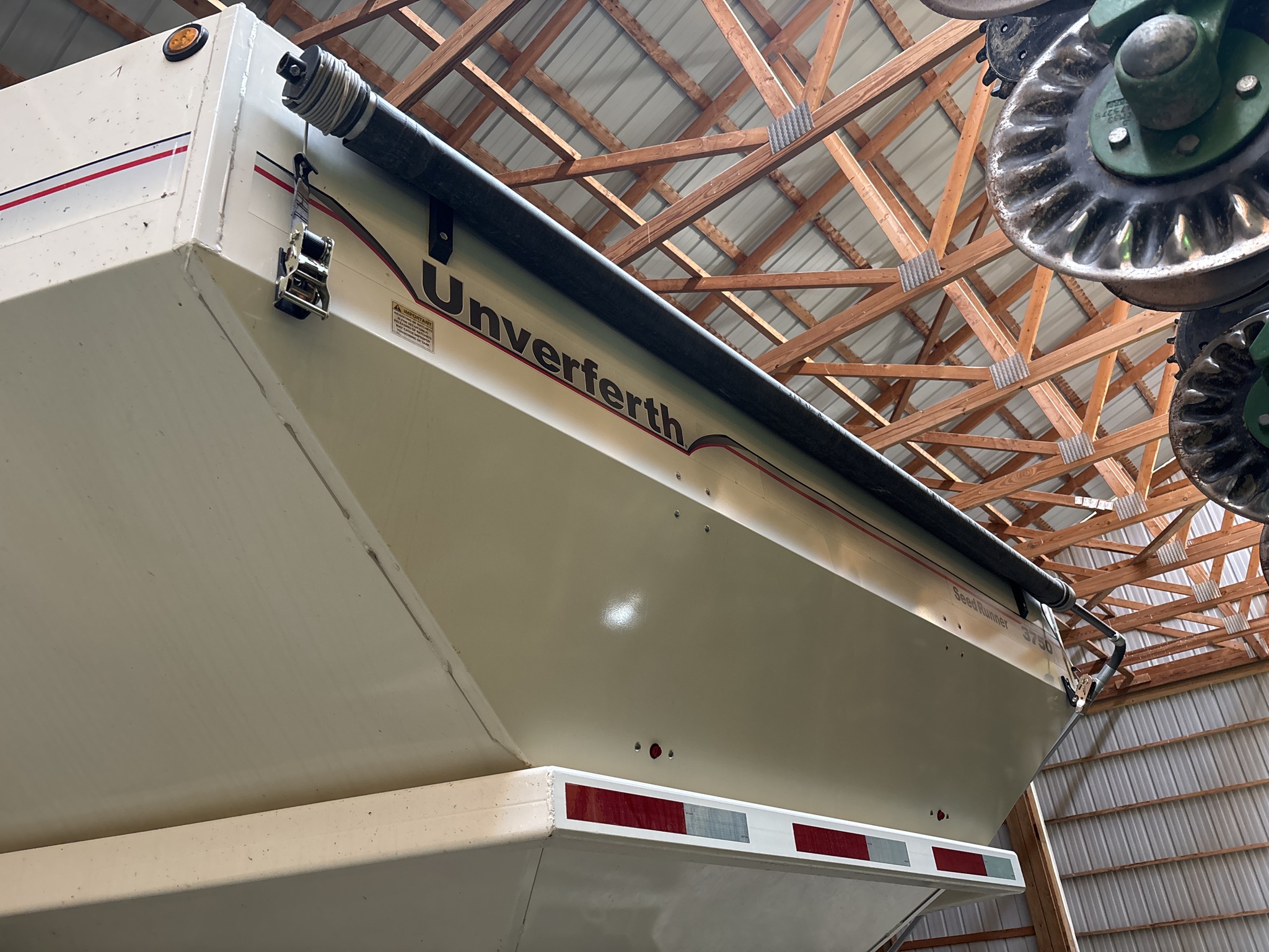 Used 2013 Unverferth 3750 Tender Carts at Koenig Equipment in Franklin, IN - PhotoXL14