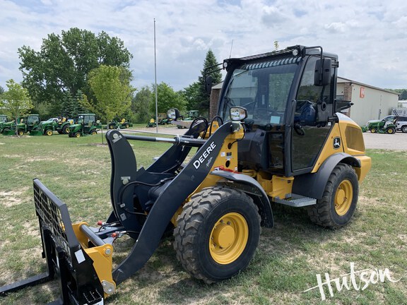 Photo of 2024 John Deere 204 G