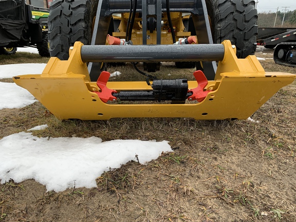 Photo of 2024 John Deere 204 G