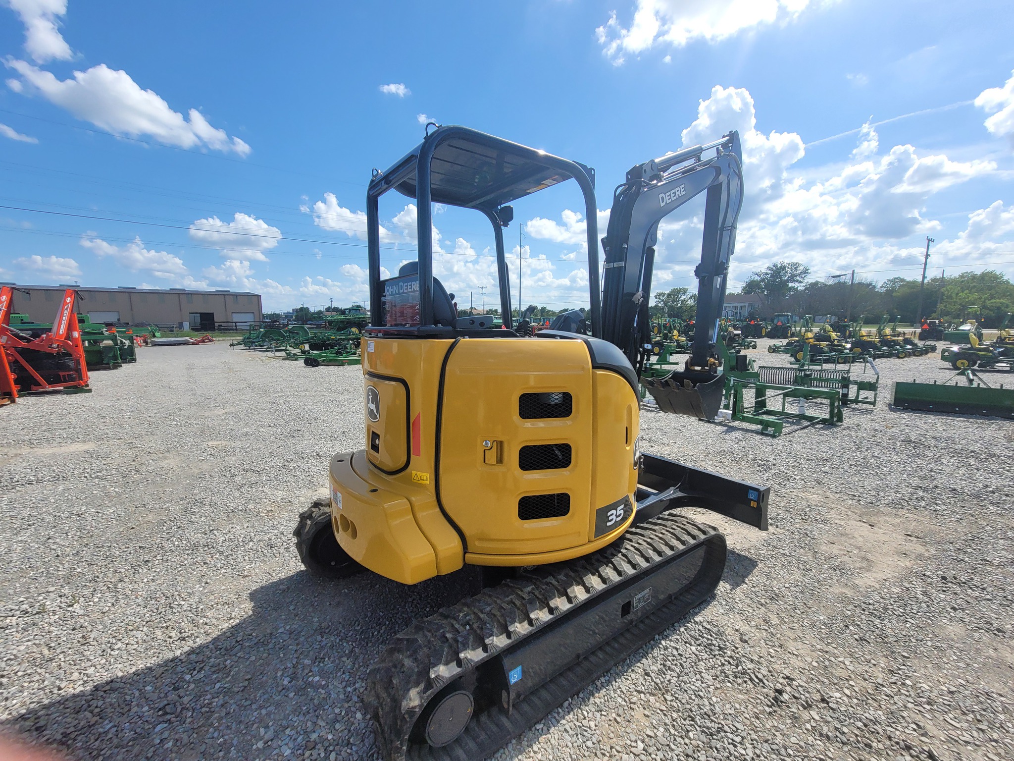 2024 John Deere 35 P Image 7