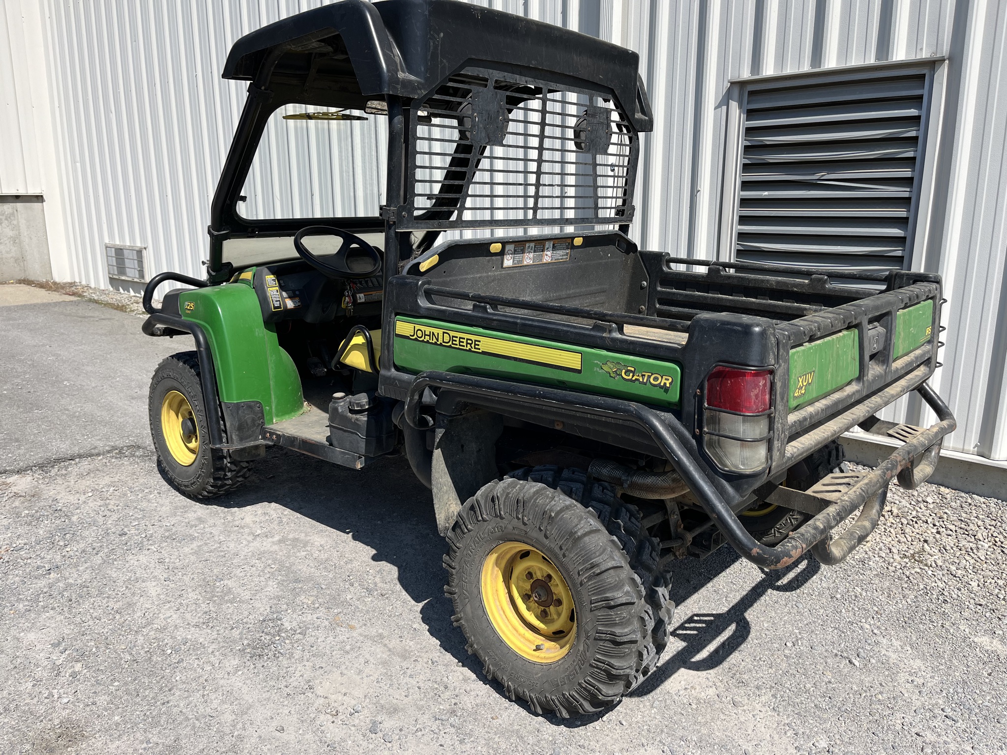 2010 John Deere XUV 825I GREEN Image 3