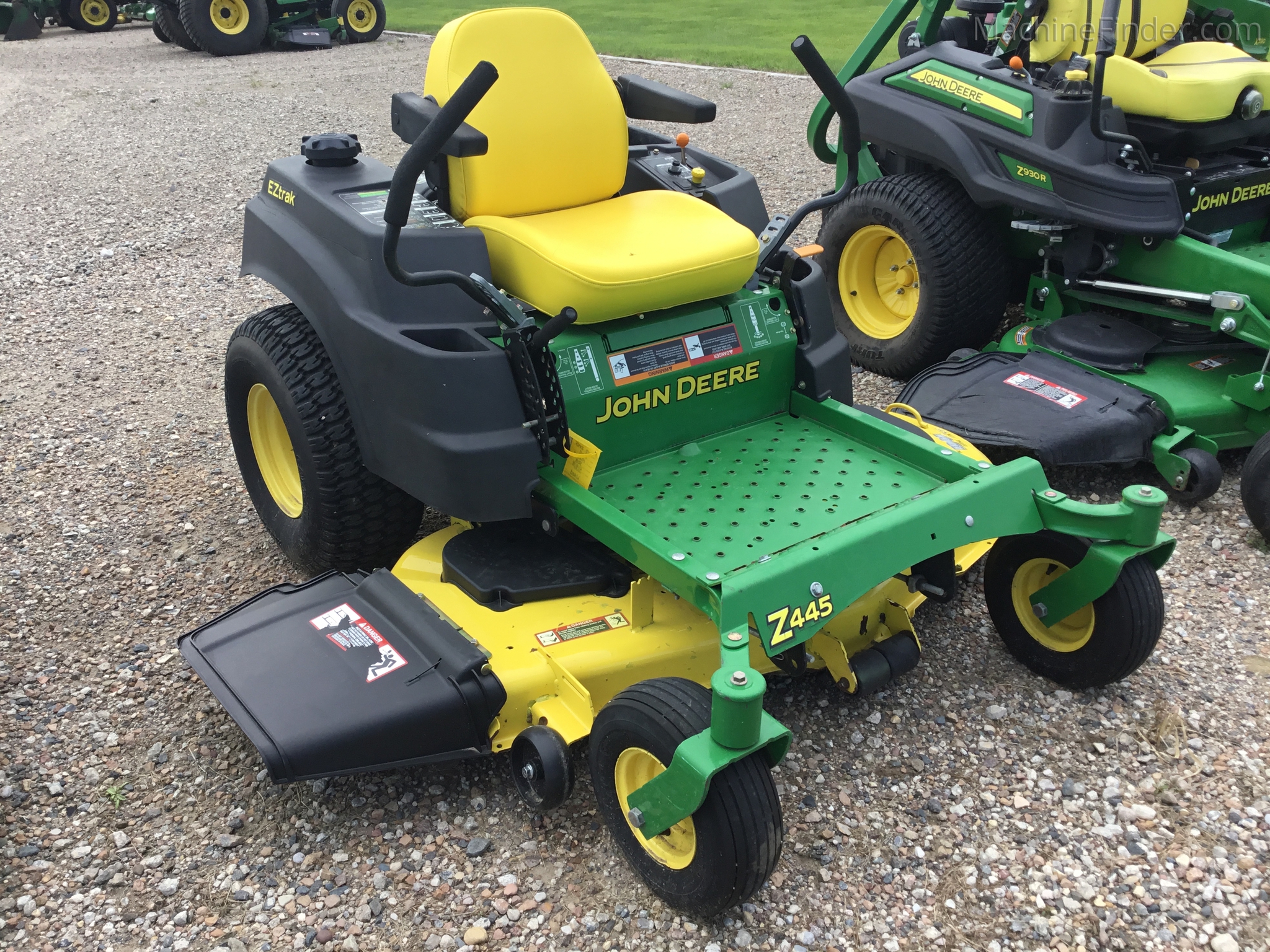 2011 John Deere Z445 | Zero-Turn Mowers | MachineFinder