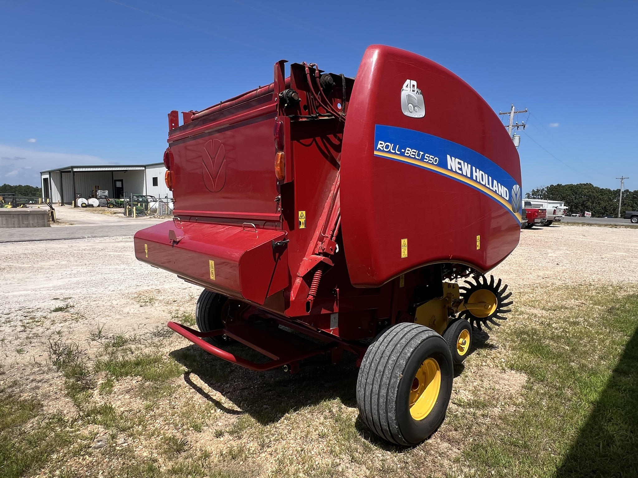  2015 New Holland Rollbelt 550 at Heritage Tractor in Rolla, MO