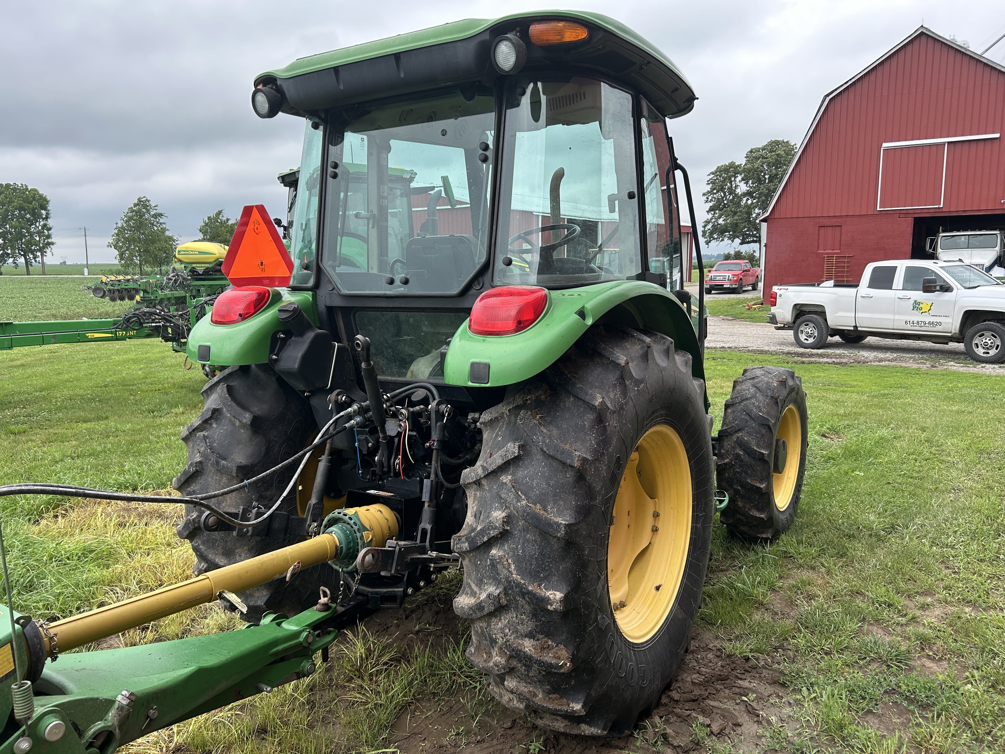 2010 John Deere 5093E Image 17