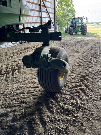 Used 2018 John Deere W235 Windrowers at Horizon Ag & Turf in Edmonton West, AB - Photo6