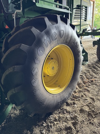 Used 2018 John Deere W235 Windrowers at Horizon Ag & Turf in Edmonton West, AB - Photo5