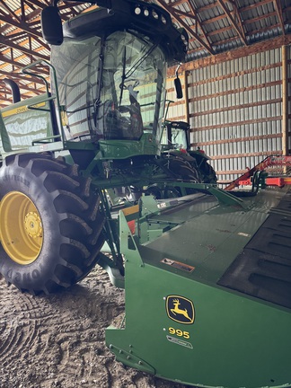  John Deere W235