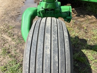 Used 2018 John Deere W235 Windrowers at Horizon Ag & Turf in Mayerthorpe, AB - Photo12