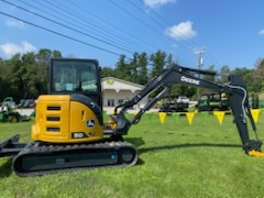 2025 John Deere 50 P Image 3