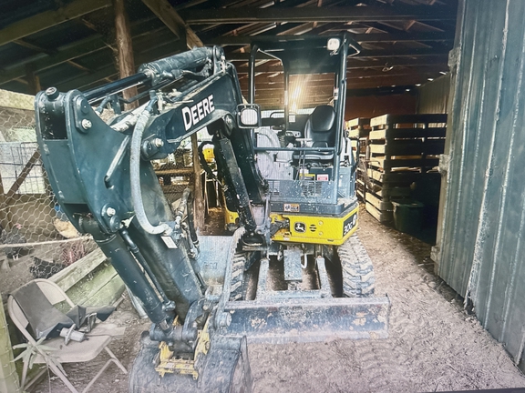 2021 John Deere 30G Photo 2