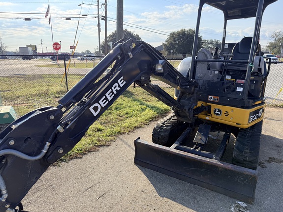 2021 John Deere 30G Photo 3