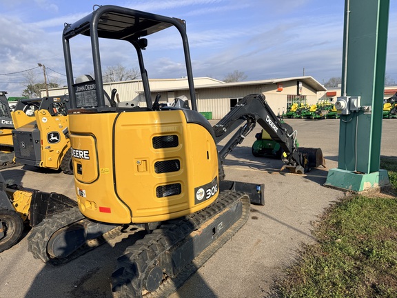 2021 John Deere 30G Photo 5