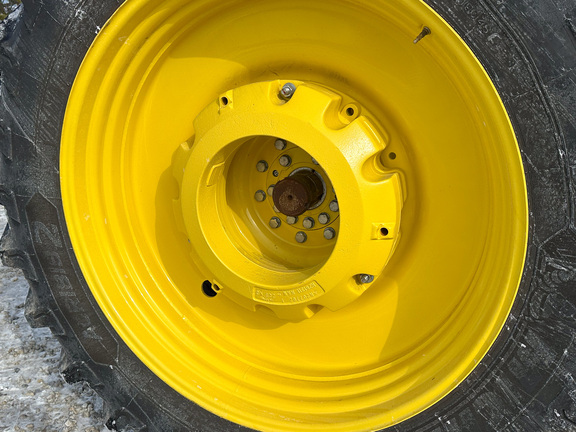 2025 John-Deere 8R 340