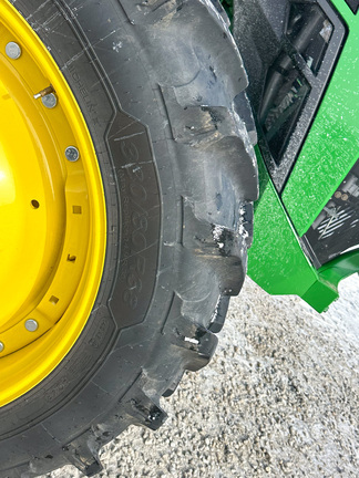 2025 John-Deere 8R 340