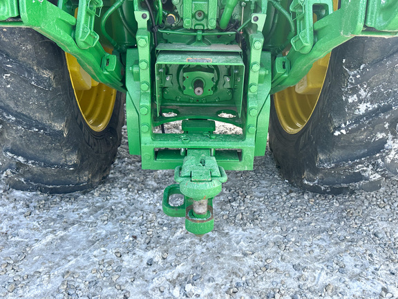 2025 John-Deere 8R 340