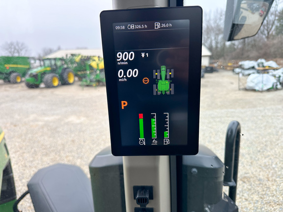 2025 John-Deere 8R 340