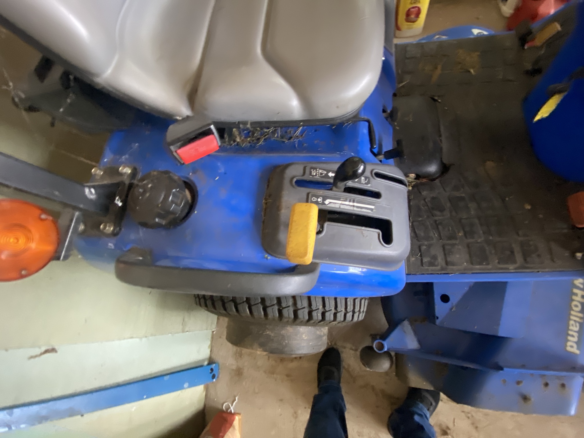 2007 New Holland TZ25DA Image 9