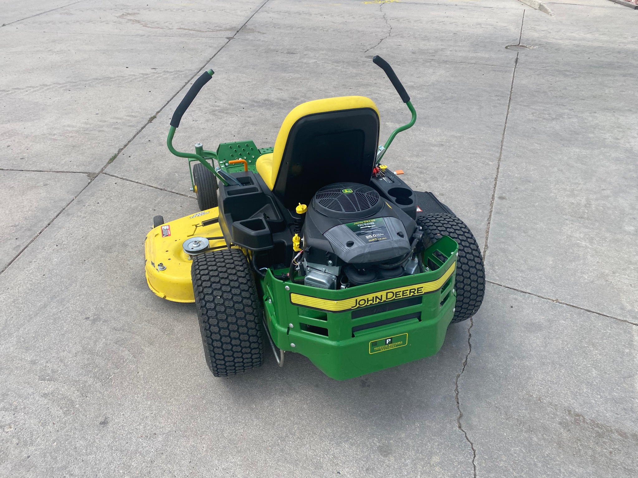 2020 John Deere Z375R Image 4