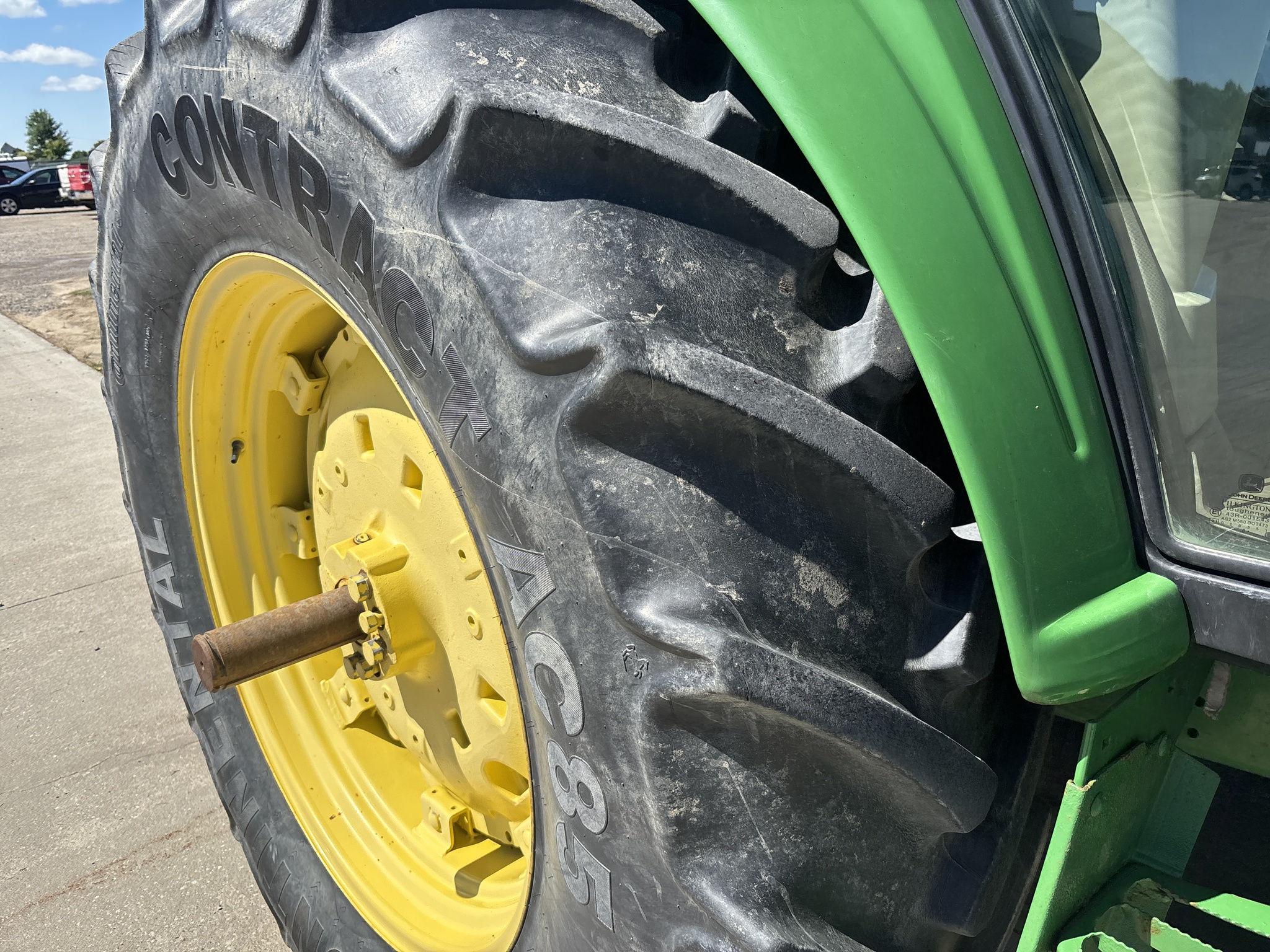 2009 John Deere 6430 Image 18