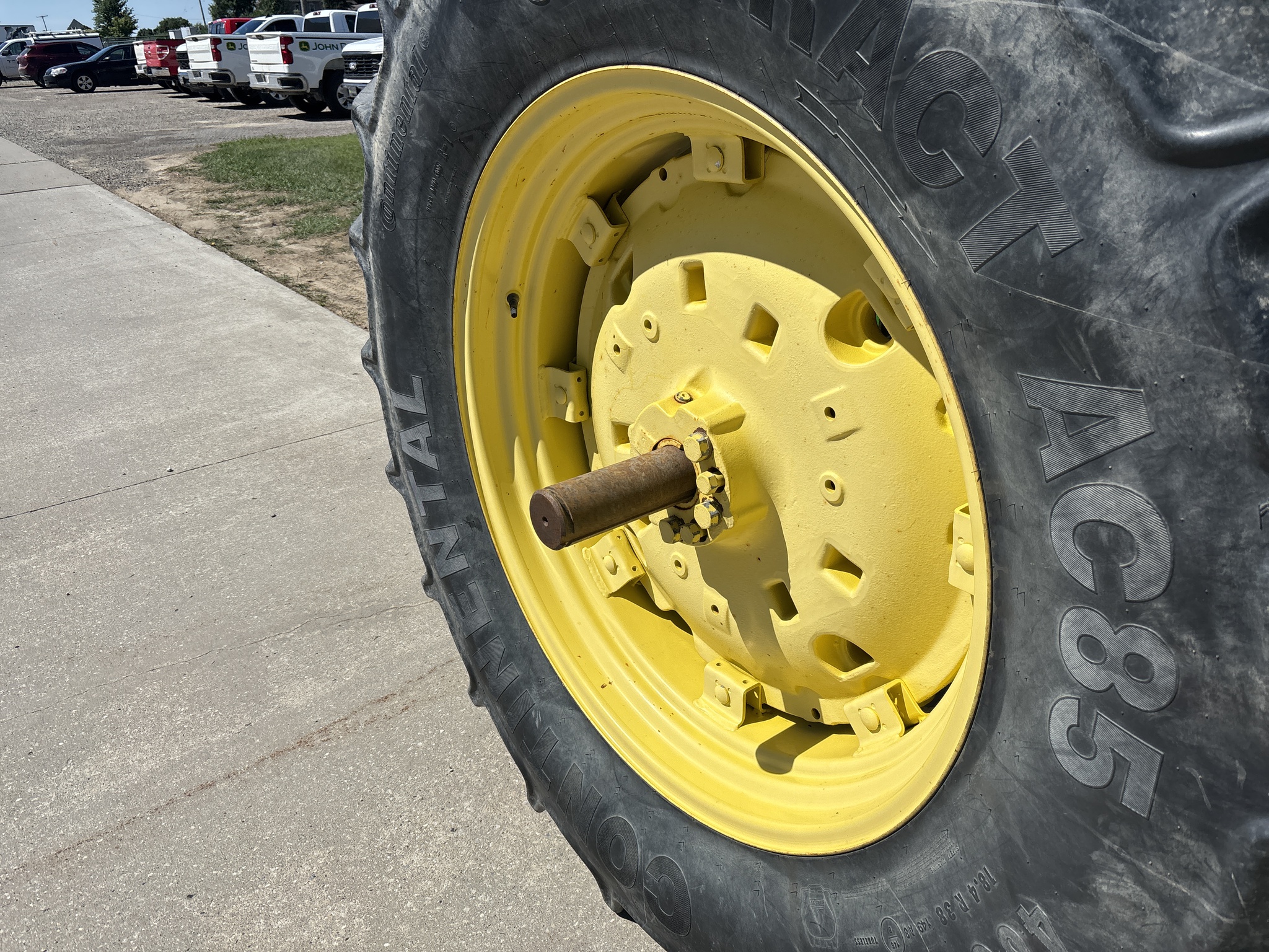 2009 John Deere 6430 Image 19